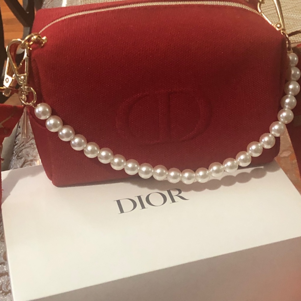 - DIOR BEAUTE - Picture 5 of 16